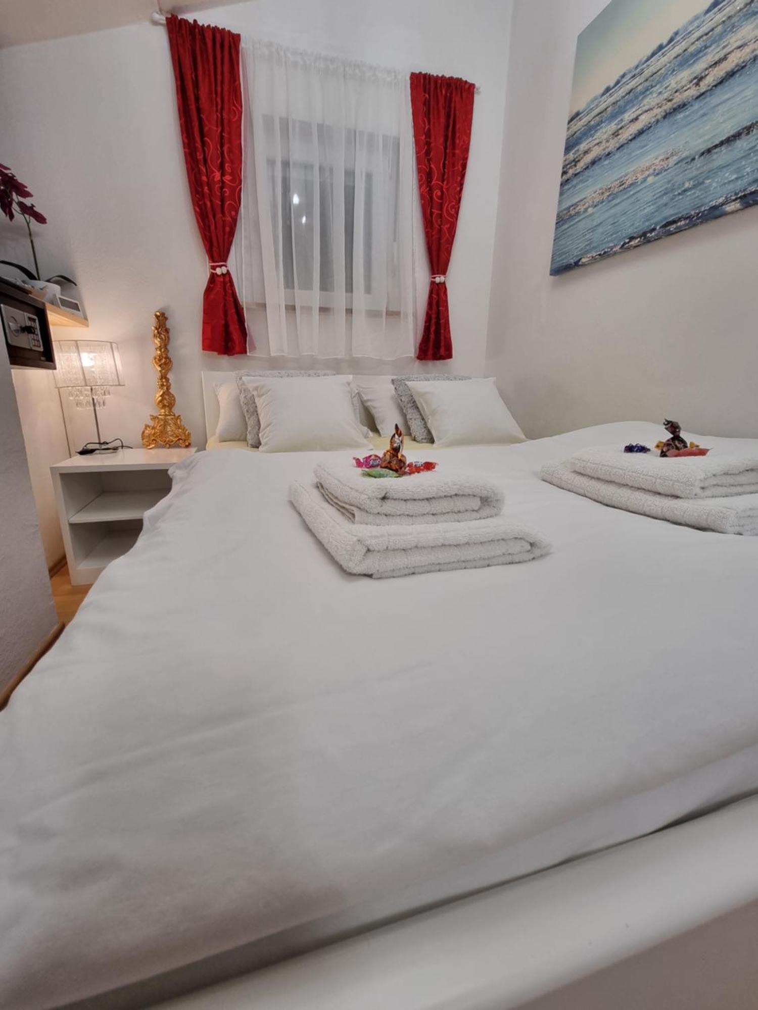 Apartment Golden Sun, Novigrad, Istria, Croatia Novigrad Istria Exterior foto